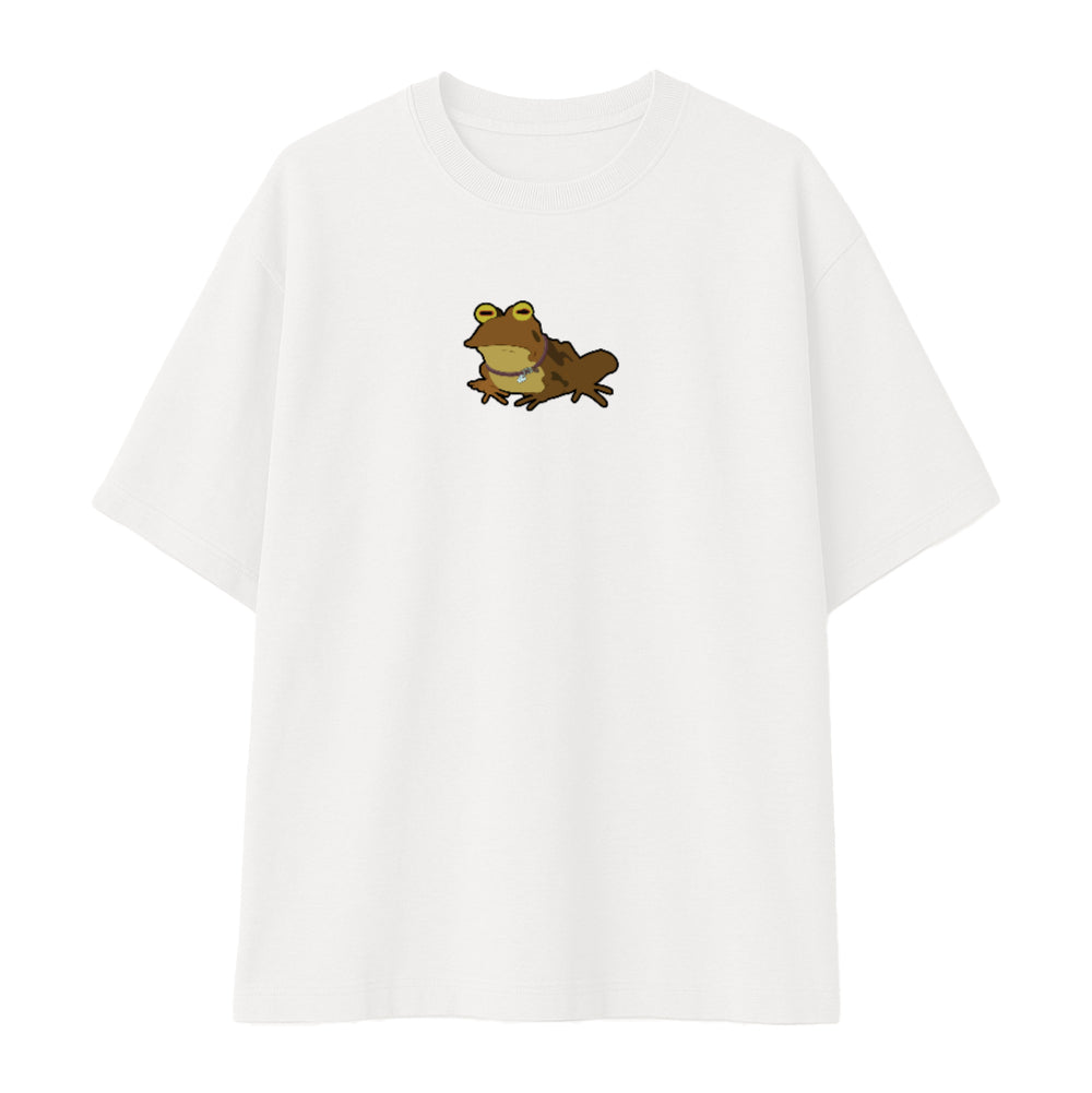 Remera oversize blanca personalizada fondo blanco