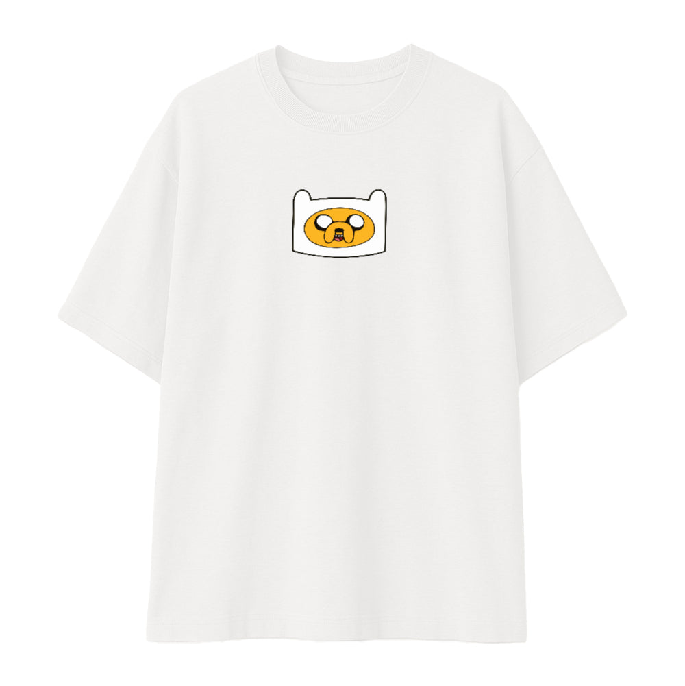 Remera oversize blanca personalizada fondo blanco