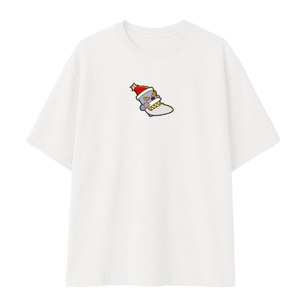 Remera oversize blanca personalizada fondo blanco