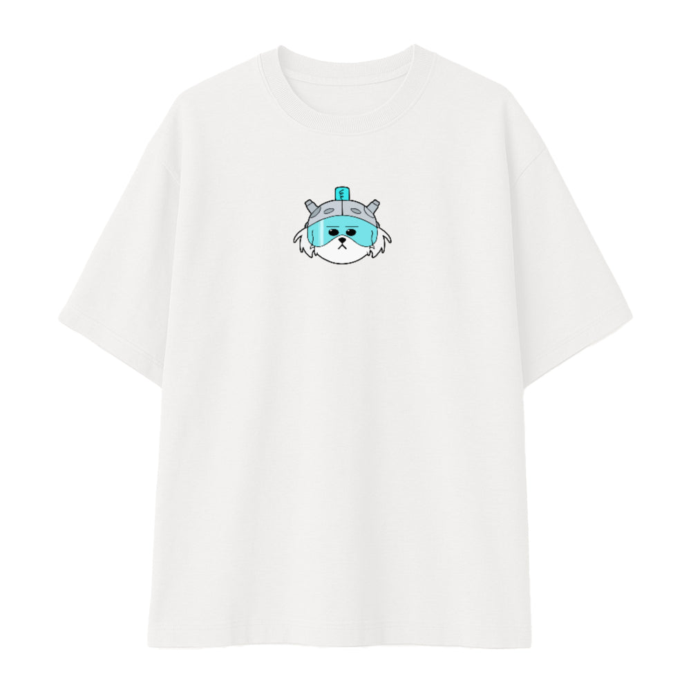 Remera oversize blanca personalizada fondo blanco