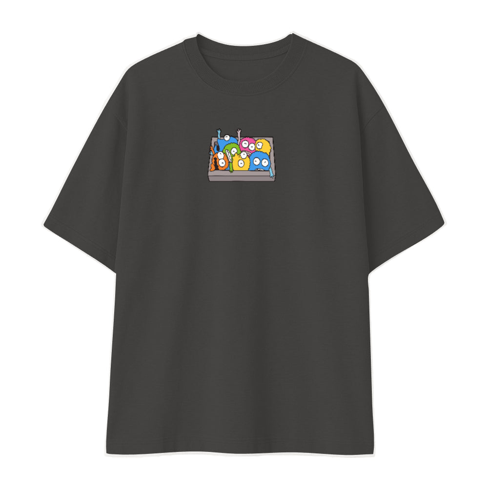 Remera oversize negra personalizada fondo blanco