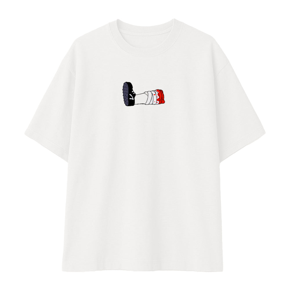 Remera oversize blanca personalizada fondo blanco